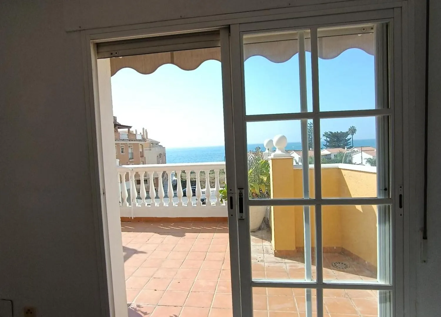 Lovely Penthouse In Front Of The Beach With Free Parking Málaga 0*,
