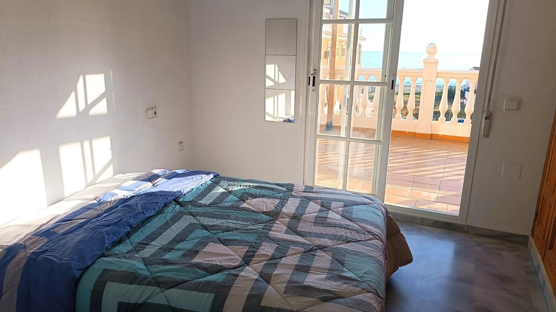 Appartement Lovely Penthouse In Front Of The Beach With Free Parking Málaga Espagne