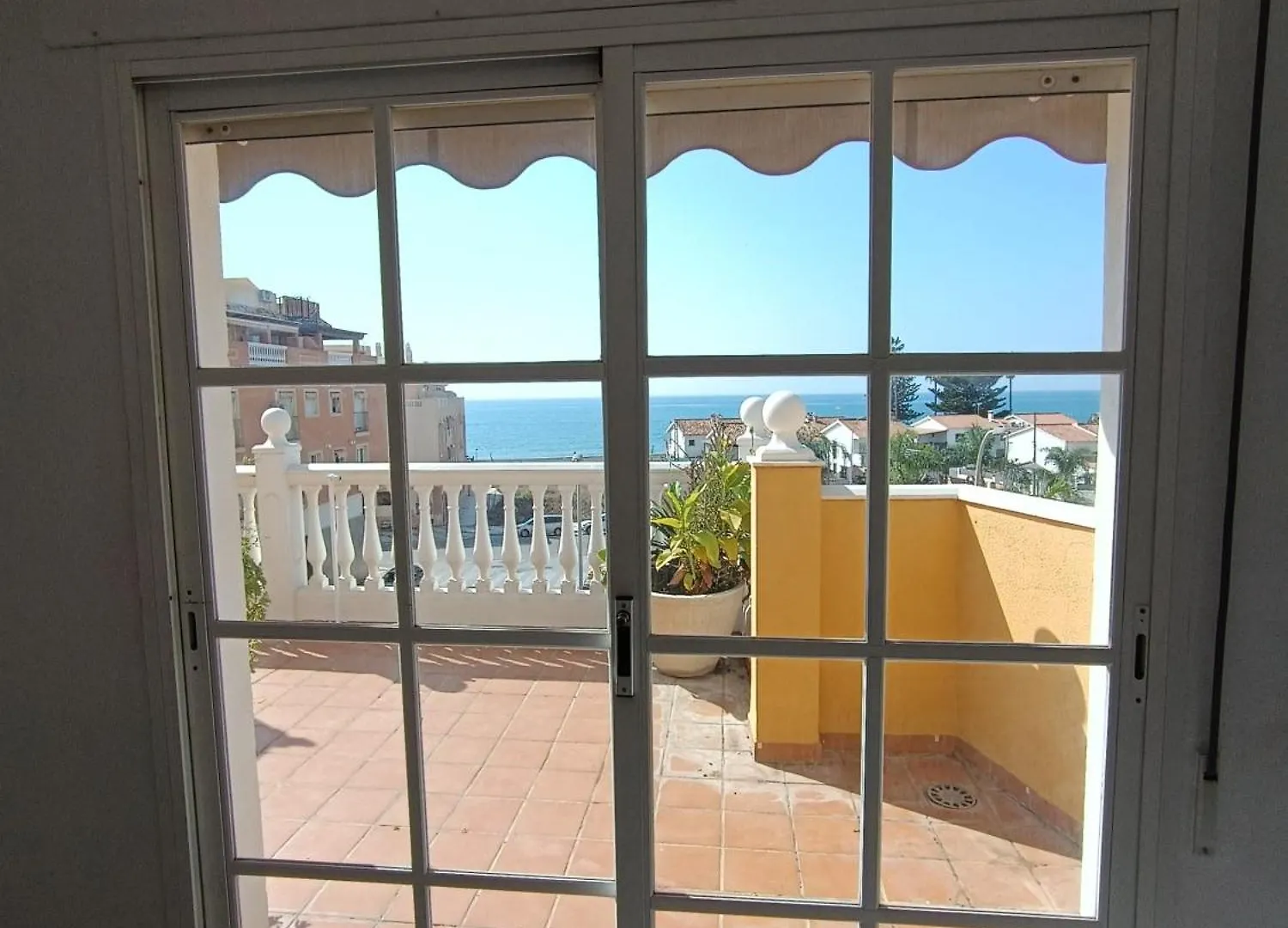 Lovely Penthouse In Front Of The Beach With Free Parking Málaga Appartement